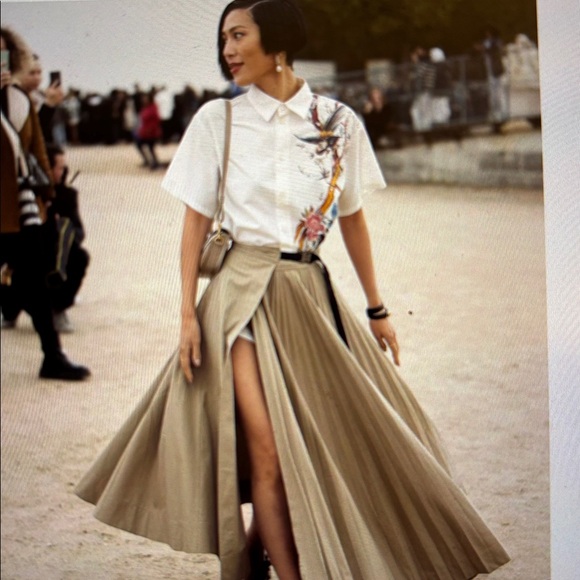 Like this flyer! GOING LIVE FRIDAY 7pm EST! Share sell together! - Picture 12 of 17